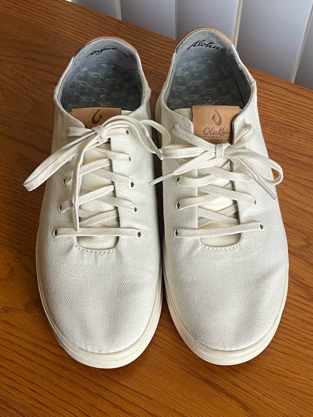 OluKai Ki’ihele Li Sneakers Off White Women’s Size 8.5